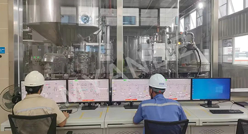 邁安德承建的中糧成都600噸精煉項目一次投產成功
